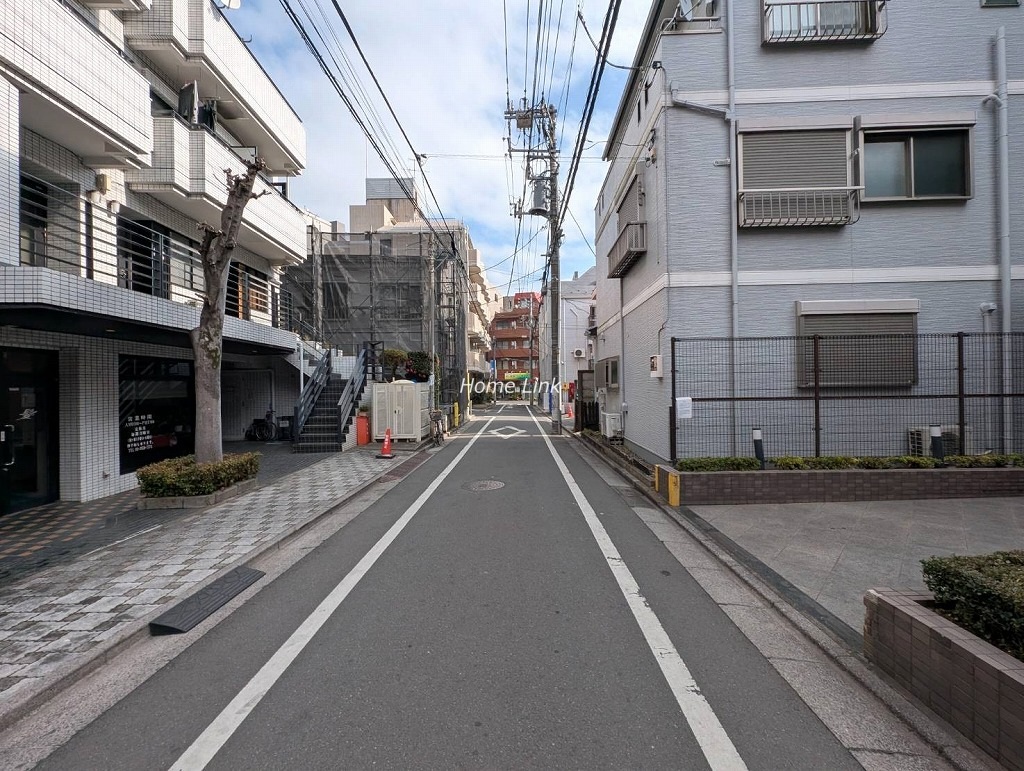 レーベンハイム中板橋Ⅱ　前面道路